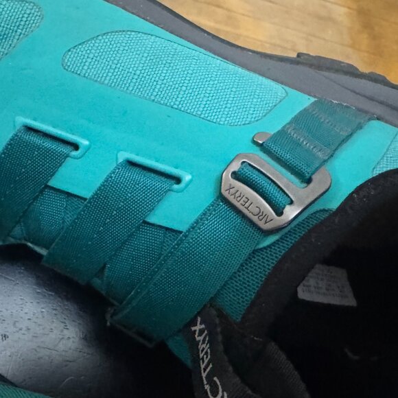 Arc’teryx Arakys shoes - Picture 2 of 5